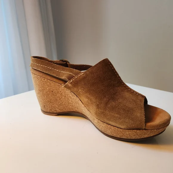 Wedge suede/leather Clarks shoes Size 8 - Picture 2 of 4